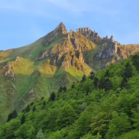 Chalet Le Balcon Du Sancy: Weekly Mountain Retreat
